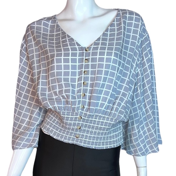 Japna Tops - 4/$24 Japna V-Neck Checkerboard Elbow Length Sleeves Blue and White Blouse